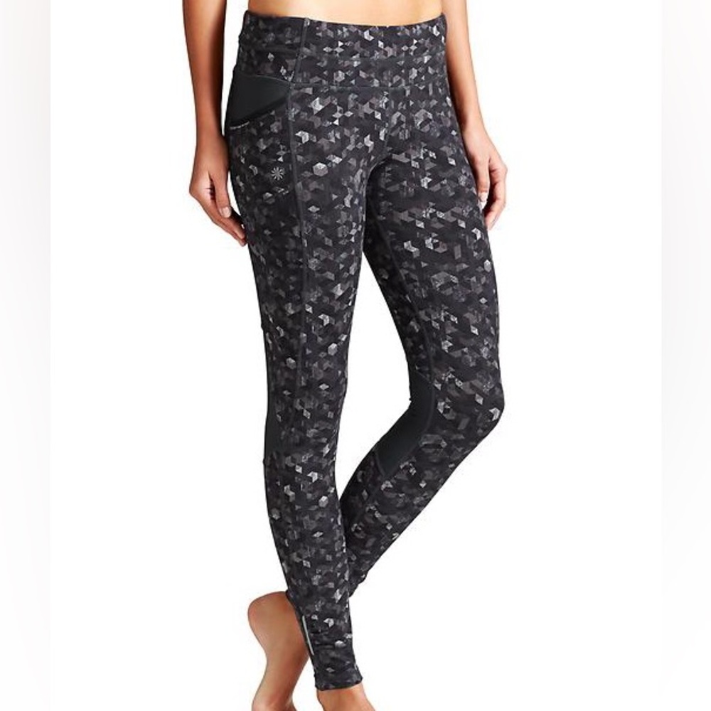 Athleta Triangular Be Free Tight Grey Black Athletic Leggings 138462 EUC Sz XXS